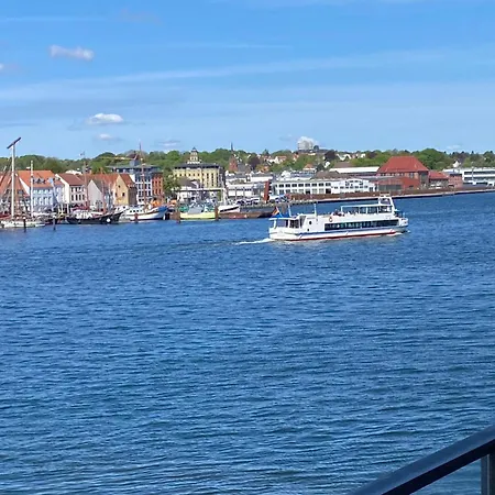 Appartement Kai 6 - Urlaub Direkt An Der Foerde